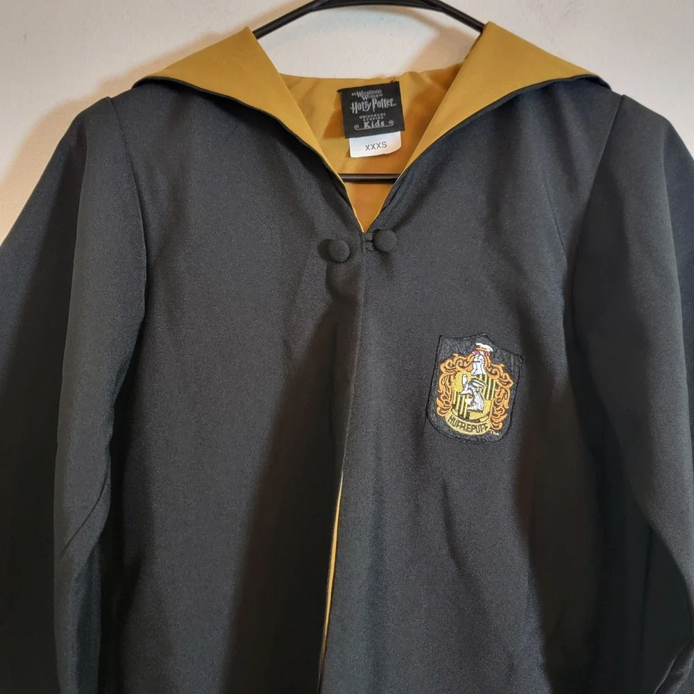 Wizarding World Of Harry Potter Hufflepuff Robe XXS Universal Studios Authentic